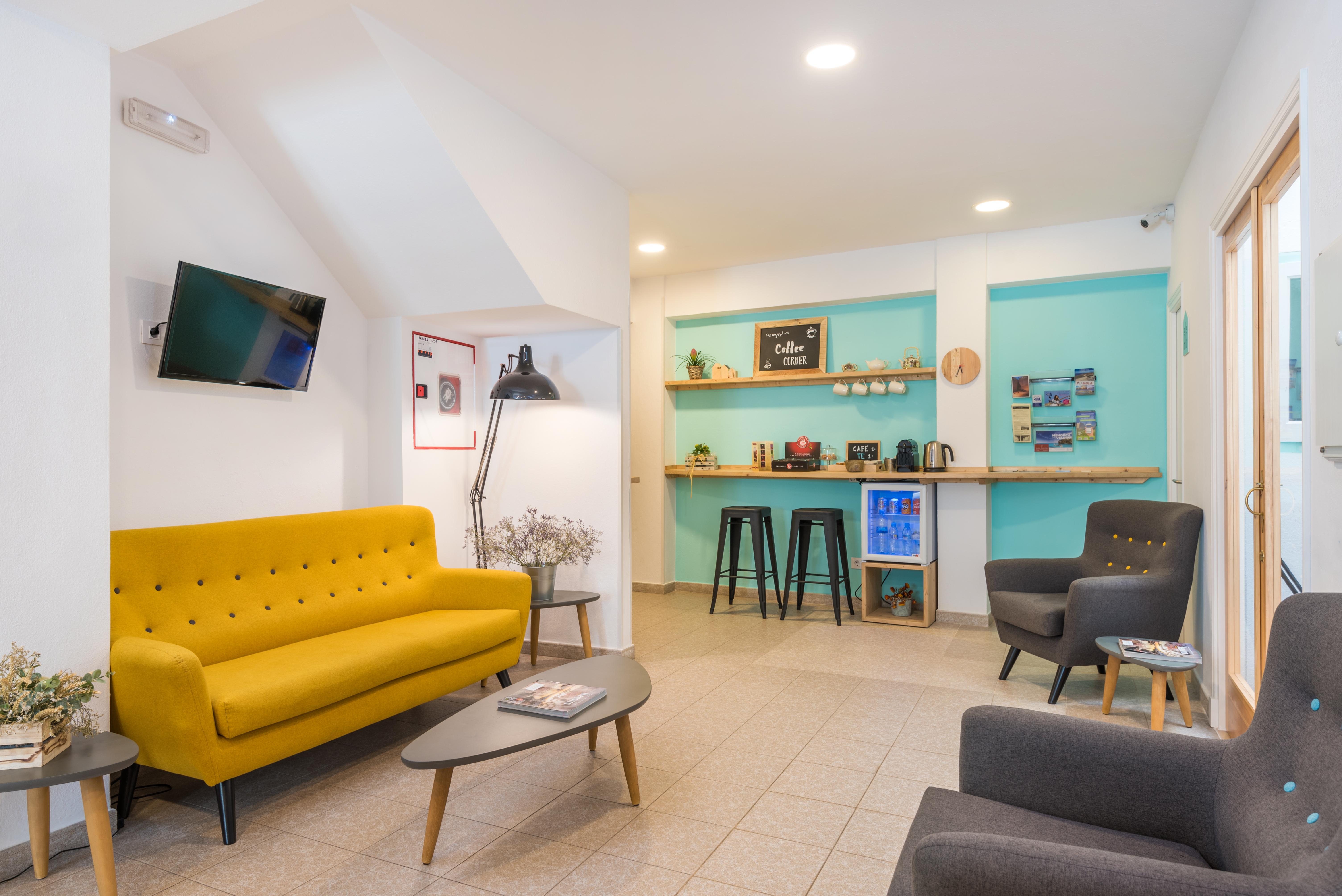 Hostal Jume - Urban Rooms Mahon  Exterior photo